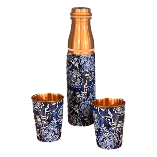 Ayurveda Specialist - Pure copper bottle set with floral print blue/white ± 950 ml + cups 300ml